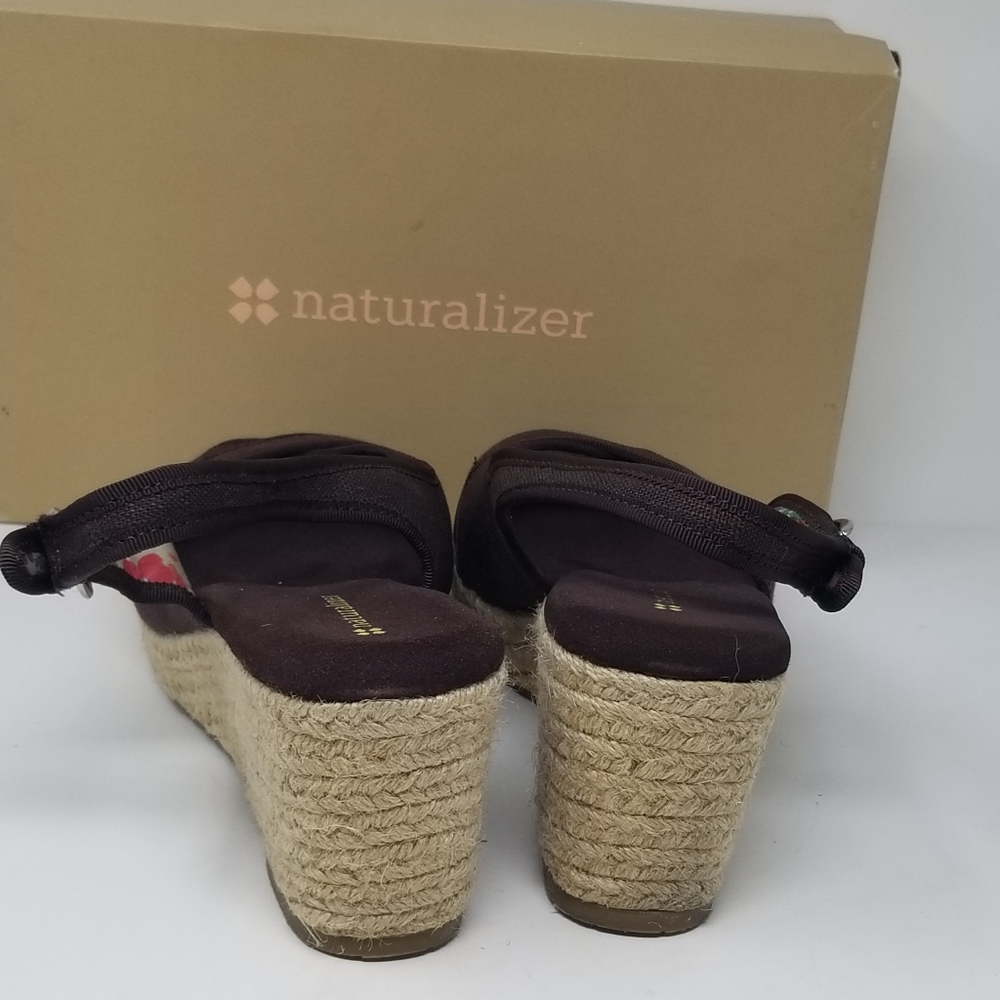 Naturalizer Sandals - Picture 3 of 5